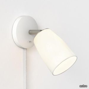 Carlton Wall Plug-In Porcelain