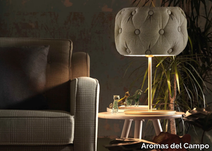 CHATEAU - Metal table lamp with fixed arm _ Aromas del Campo