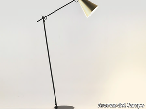 BOA - Adjustable floor lamp _ Aromas del Campo