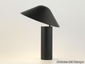 DAMO - Metal table lamp _ Aromas del Campo