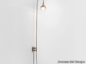 HELMET CURVE - Metal wall lamp with fixed arm _ Aromas del Campo