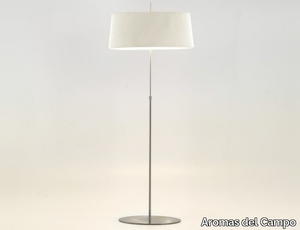 ONA - Metal floor lamp _ Aromas del Campo