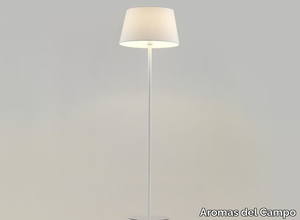 TEX - Metal floor lamp _ Aromas del Campo