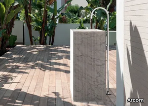 MONOLITE - COMPOSITION DORICK OUTDOOR - Freestanding square Carrara marble washbasin _ Arcom