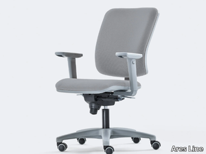 SMART - Swivel fabric office chair with armrests with 5-Spoke base _ Ares Line