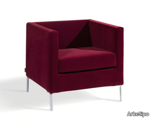 GIGLIO - Armchair with armrests _ Arketipo