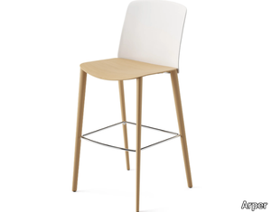 MIXU - High stackable bar stool with oak legs _ Arper