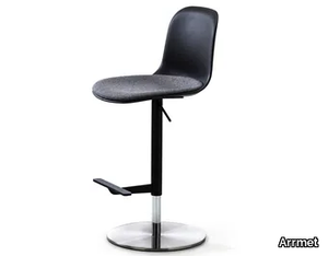 MÁNI PLASTIC ST-ADJ - Swivel stool with integrated cushion _ Arrmet