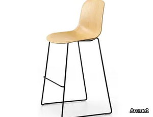 MÁNI WOOD ST-SL - Sled base ash stool with footrest _ Arrmet