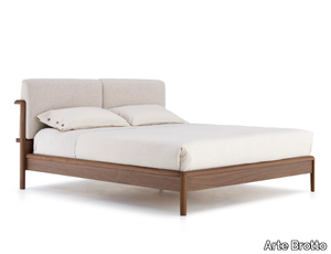 LEONARDO L929 - Bed with upholstered elements _ Arte Brotto