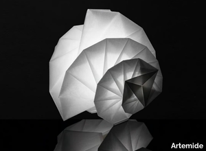 MENDORI - LED recycled material table lamp _ Artemide