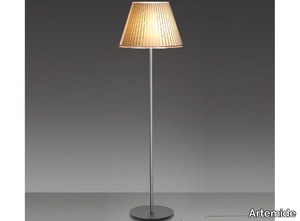 CHOOSE MEGA - Parchment paper floor lamp _ Artemide