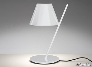 LA PETITE - LED polycarbonate table lamp _ Artemide