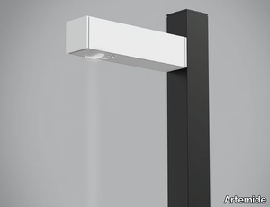 WALKING - Aluminium bollard light _ Artemide