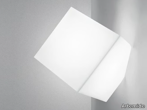 EDGE - Thermoplastic resin wall lamp / ceiling lamp _ Artemide