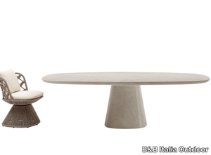 ALLURE O' OUTDOOR - Garden table with cement base and cement/stoneware top _ B&B Italia Outdoor