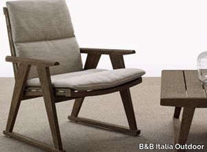 GIO - Garden easy chair with armrests _ B&B Italia Outdoor