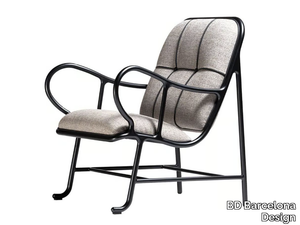 GARDENIAS INDOOR - Upholstered armchair with armrests _ BD Barcelona Design