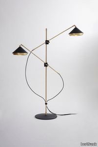 SHEAR FLOOR LAMP