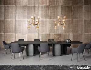 MELLOW - Barrel-shaped dining table _ Bonaldo