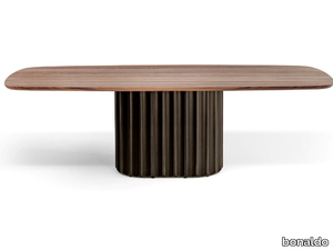 DORIAN TABLE - Barrel-shaped dining table _ Bonaldo