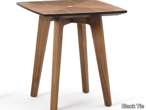 TOMMI - Square walnut high side table _ Black Tie