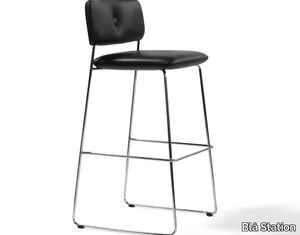 DUNDRA - Stackable sled base chrome plated steel stool with back _ Blå Station