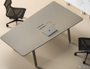 TAKE-OFF EVO / COUNTRY - Rectangular meeting table with cable management _ Bralco