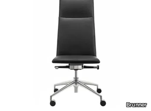 FINA - Swivel leather executive chair with 4-spoke base with castors _ Brunner