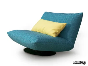 OD BOOGIE - Swivel fabric garden armchair _ Bullfrog