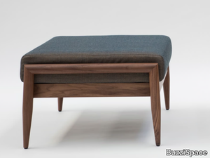 BUZZINORDIC ST100 - Fabric footstool _ BuzziSpace