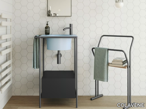 GONGOLO - Standing stainless steel towel rack _ COLAVENE