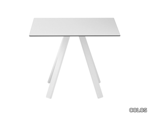 VU B/Q 900 - Square table with 4-star base _ COLOS