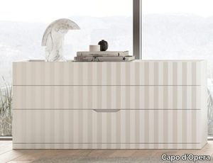 HUG - Wooden chest of drawers _ Capo d’Opera