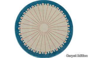 CD02 - CORNICE BLU CON PUNTO ROSSO - Handmade round wool rug _ Carpet Edition