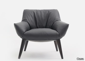 BELFIORE III - Leather armchair with armrests _ Casa