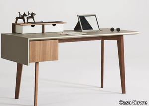 ERICE - Leather-covered wooden office desk with drawers _ Casa Covre