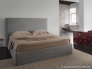 TAHITI HIGH - Double bed with high headboard _ Casamania & Horm