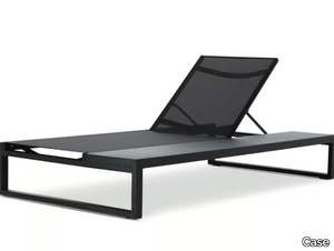 EOS - Recliner powder coated aluminium sun lounger _ Case