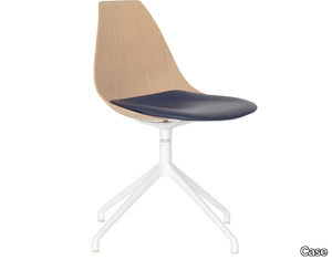 ZIBA - Trestle-based plywood chair with integrated leather cushion _ Case