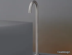 FREE IDEAS 66 - Deck mounted swivelling spout _ Ceadesign