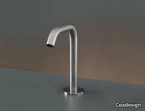 MILO360 69 - Deck-mounted spout _ Ceadesign