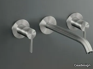 INNOVO INV32 - Wall mounted set of 2 individual taps _ Ceadesign