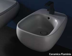 FLUO - Wall-hung ceramic bidet _ Ceramica Flaminia