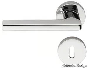 GIRA JM 11 R-RY - Brass door handle on rose _ Colombo Design