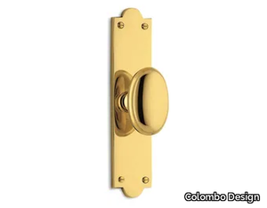 PALATINO - Brass window handle on back plate _ Colombo Design