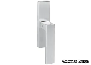 ALBA LC 92 IM - Brass window handle on back plate _ Colombo Design