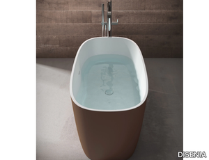 LOOP - Freestanding oval bathtub _ DISENIA