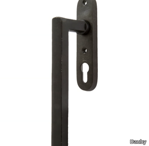 PSLD/PZ - Iron window handle on back plate _ Dauby