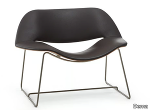 LIPS - Sled base easy chair _ Dema